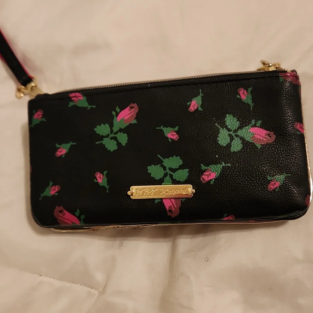 NWOT BESTSEY JOHNSON WALLET WRISTLET